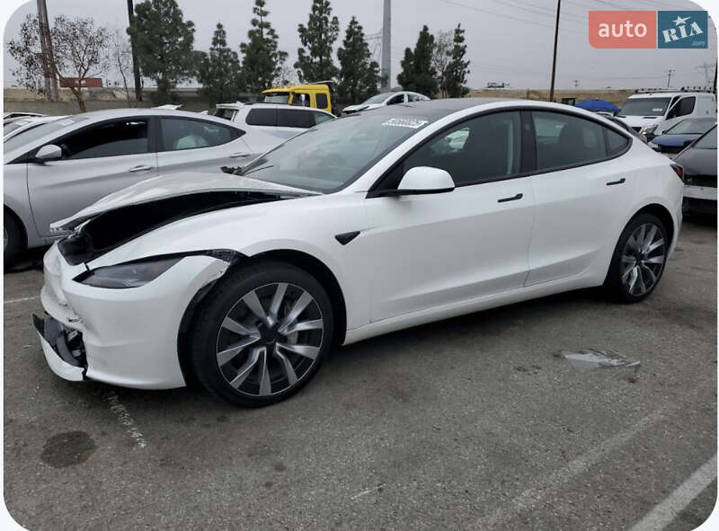 Седан Tesla Model 3 2024 в Киеве фото 2 Седан Tesla Model 3 2024 в Киеве