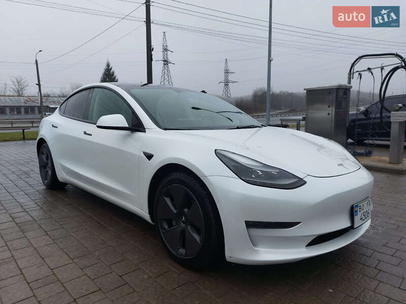Седан Tesla Model 3 2023 в Тернополе фото 5 Седан Tesla Model 3 2023 в Тернополе