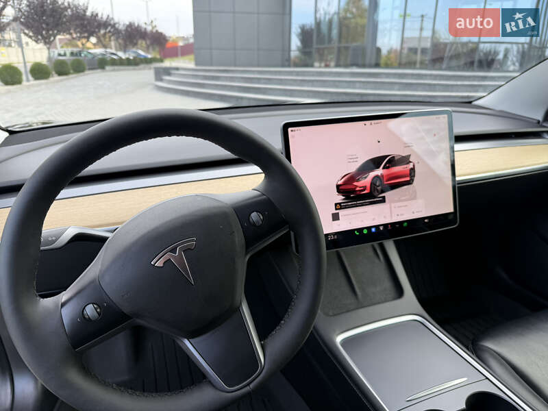 Седан Tesla Model 3 2022 в Ровно фото 32 Седан Tesla Model 3 2022 в Ровно