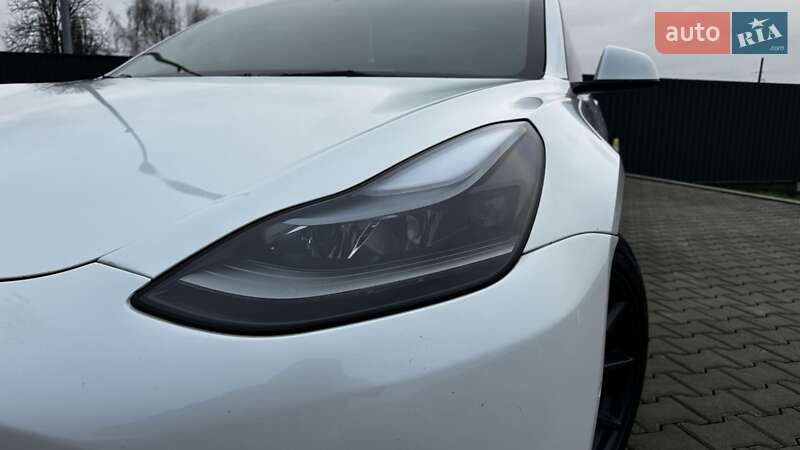 Седан Tesla Model 3 2022 в Кагарлыке фото 10 Седан Tesla Model 3 2022 в Кагарлыке