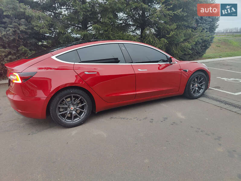 Седан Tesla Model 3 2018 в Одессе фото 18 Седан Tesla Model 3 2018 в Одессе