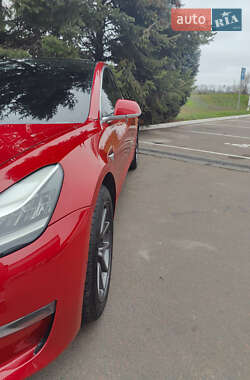 Седан Tesla Model 3 2018 в Одесі