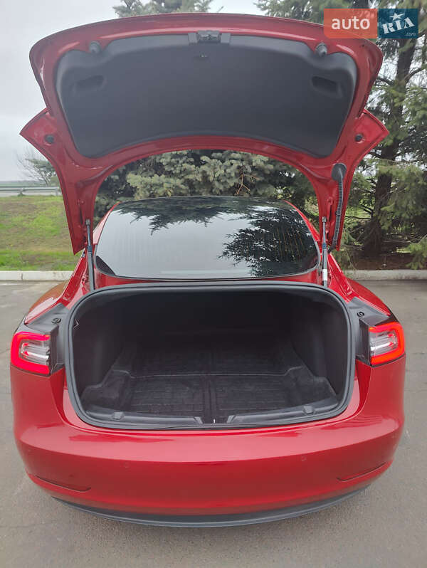 Седан Tesla Model 3 2018 в Одессе фото 73 Седан Tesla Model 3 2018 в Одессе