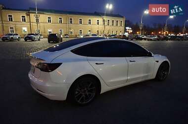 Седан Tesla Model 3 2021 в Харькове