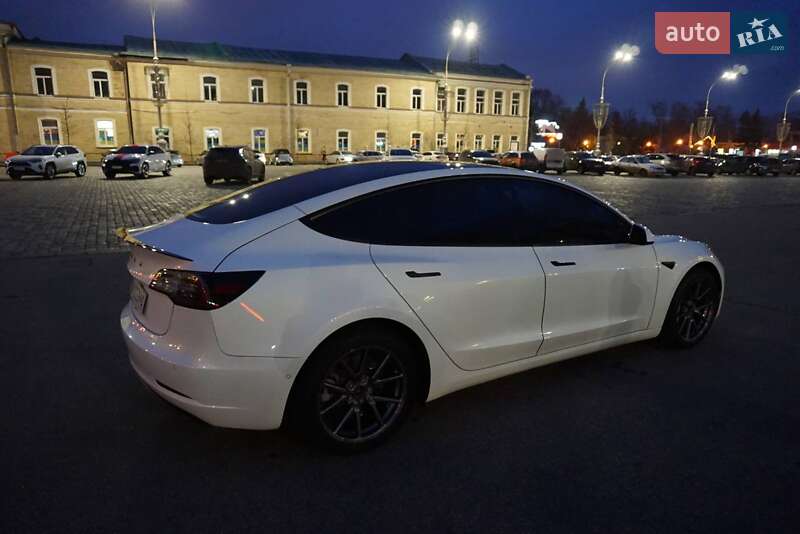 Седан Tesla Model 3 2021 в Харькове фото 3 Седан Tesla Model 3 2021 в Харькове