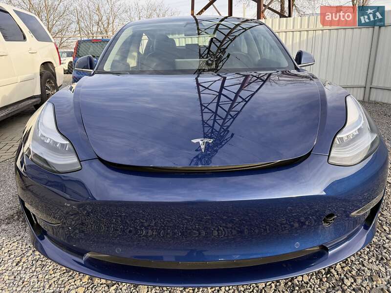 Седан Tesla Model 3 2019 в Дрогобичі