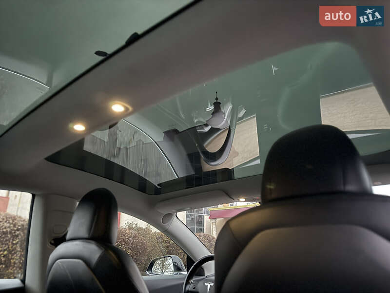 Седан Tesla Model 3 2019 в Тернополе фото 21 Седан Tesla Model 3 2019 в Тернополе