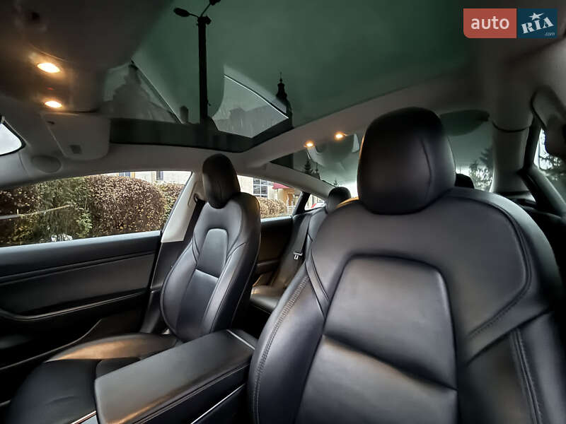 Седан Tesla Model 3 2019 в Тернополе фото 40 Седан Tesla Model 3 2019 в Тернополе