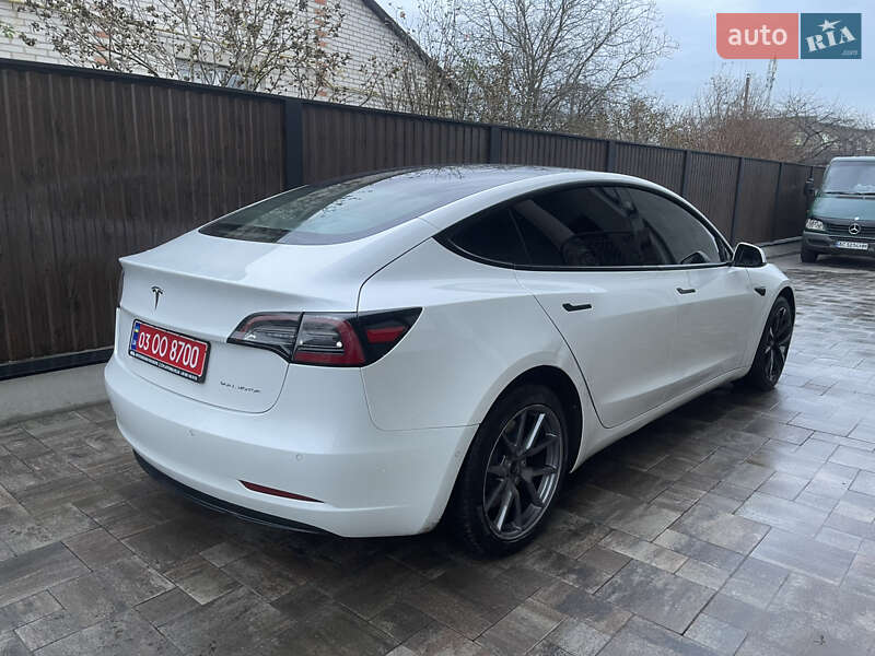 Седан Tesla Model 3 2021 в Луцке фото 8 Седан Tesla Model 3 2021 в Луцке