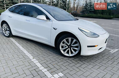Седан Tesla Model 3 2018 в Харькове