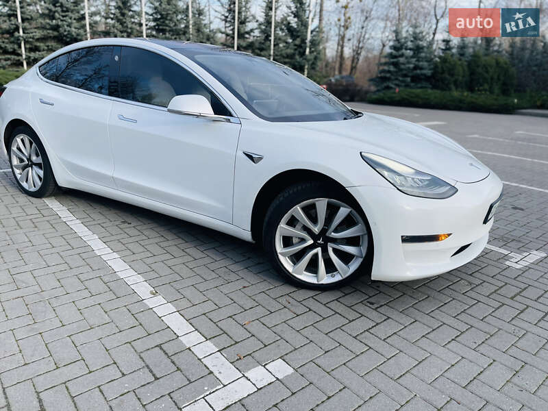Седан Tesla Model 3 2018 в Харькове фото 8 Седан Tesla Model 3 2018 в Харькове