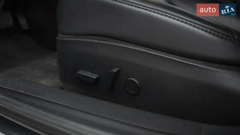 Седан Tesla Model 3 2018 в Киеве фото 15 Седан Tesla Model 3 2018 в Киеве