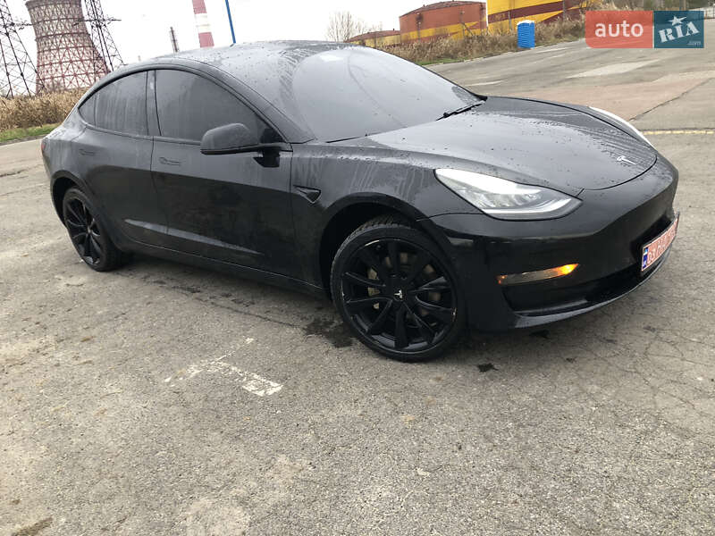 Седан Tesla Model 3 2019 в Харькове