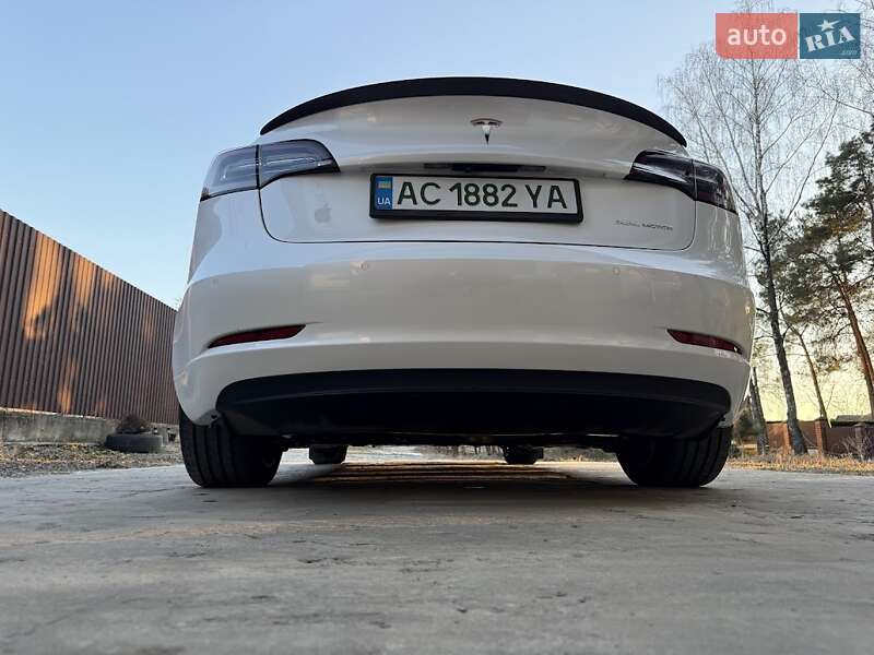 Седан Tesla Model 3 2020 в Ковеле