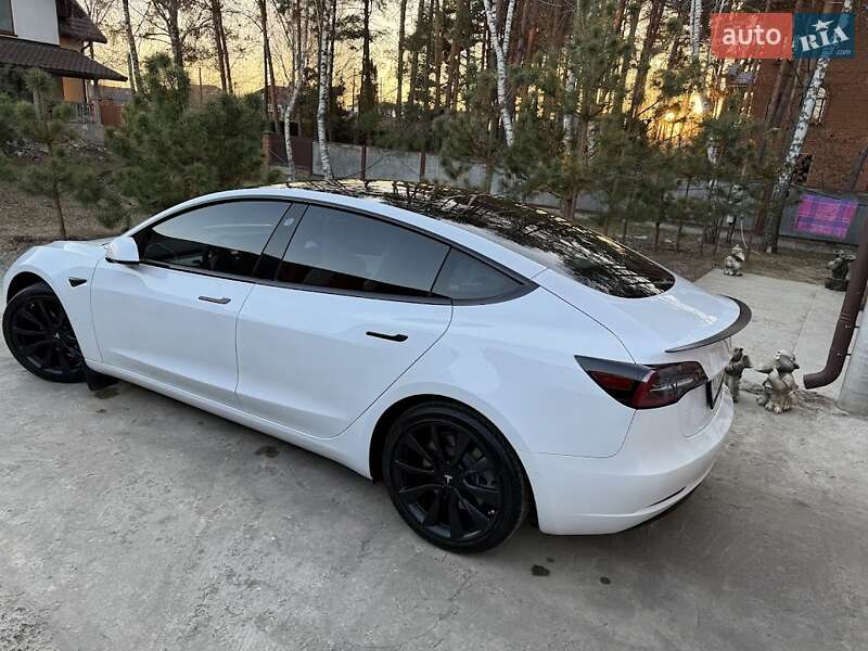 Седан Tesla Model 3 2020 в Ковеле