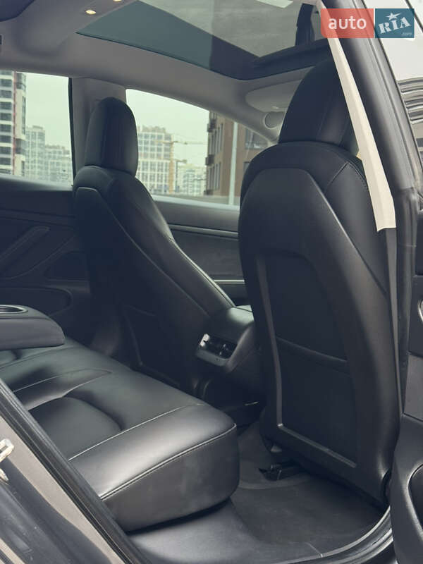 Седан Tesla Model 3 2020 в Киеве фото 42 Седан Tesla Model 3 2020 в Киеве