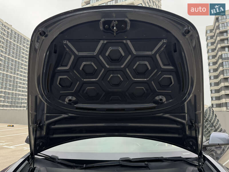 Седан Tesla Model 3 2020 в Киеве фото 48 Седан Tesla Model 3 2020 в Киеве