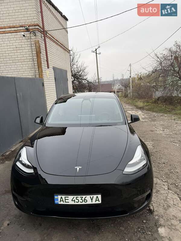 Седан Tesla Model 3 2021 в Дніпрі