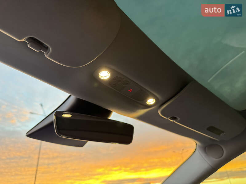 Седан Tesla Model 3 2019 в Львове фото 15 Седан Tesla Model 3 2019 в Львове