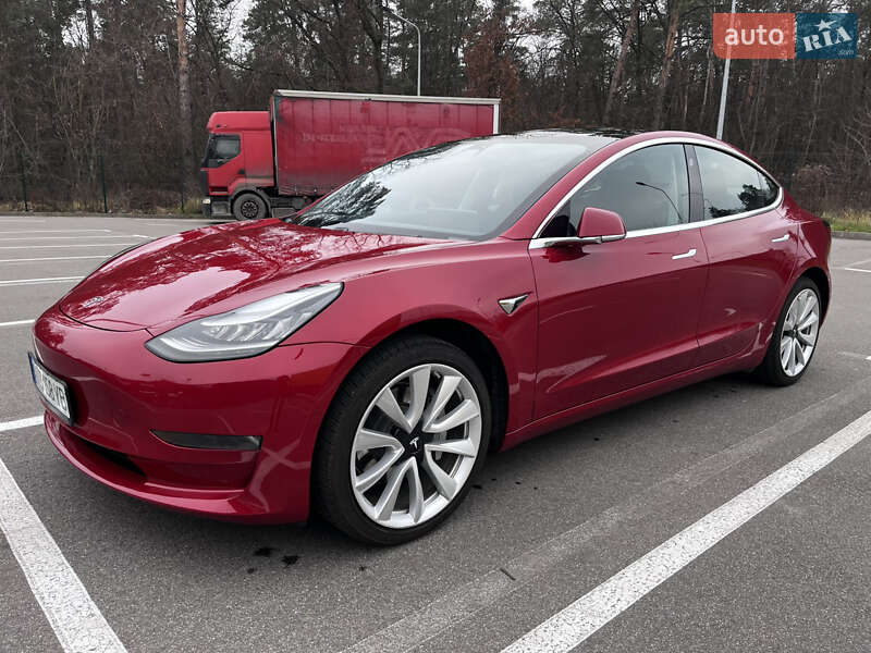 Седан Tesla Model 3 2019 в Киеве фото 13 Седан Tesla Model 3 2019 в Киеве