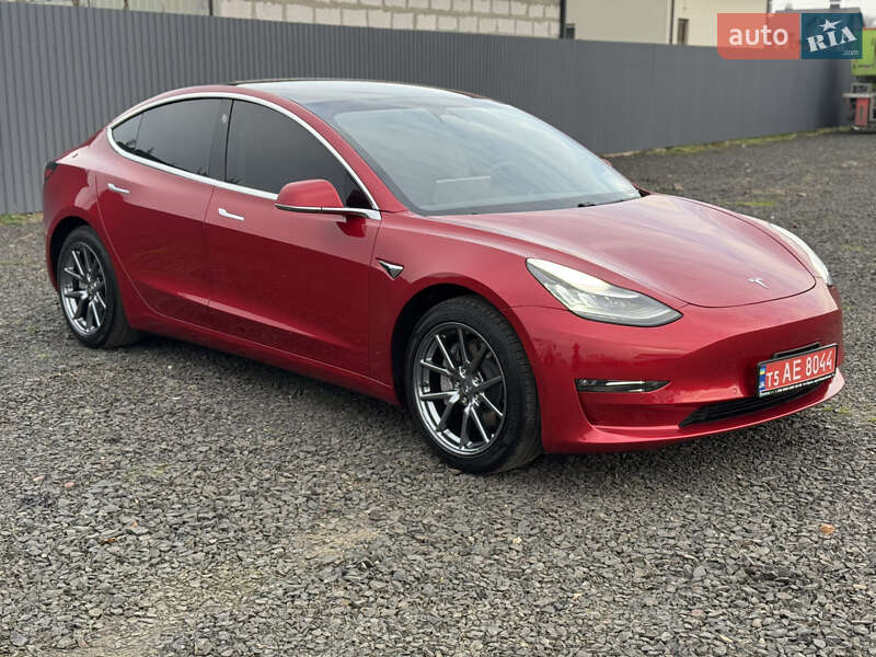 Седан Tesla Model 3 2020 в Луцке фото 6 Седан Tesla Model 3 2020 в Луцке
