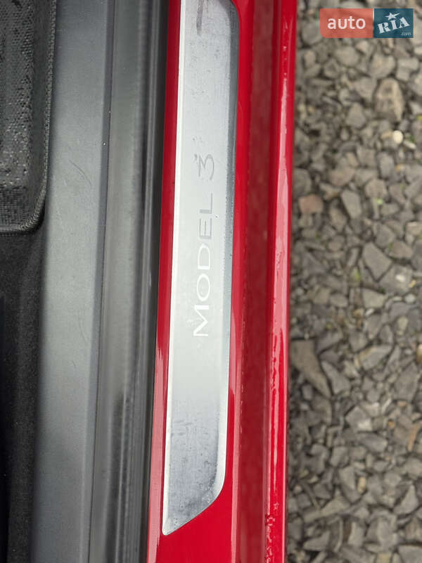 Седан Tesla Model 3 2020 в Луцке фото 21 Седан Tesla Model 3 2020 в Луцке