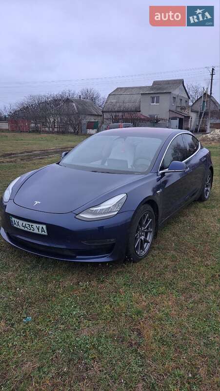 Tesla Model 3 2018