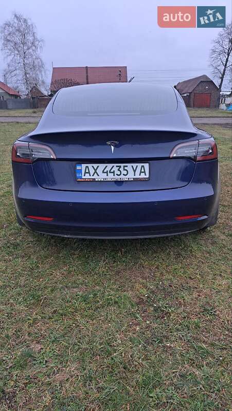 Седан Tesla Model 3 2018 в Харькове