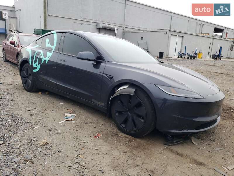 Седан Tesla Model 3 2025 в Львове фото 4 Седан Tesla Model 3 2025 в Львове