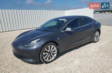 Седан Tesla Model 3 2018 в Днепре