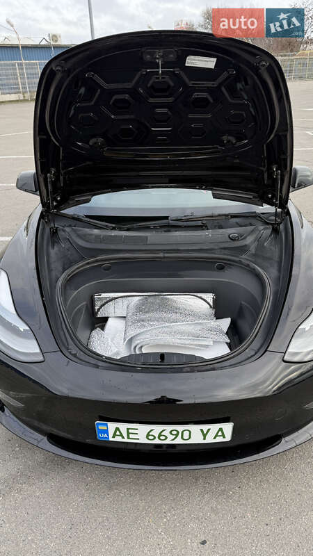 Седан Tesla Model 3 2022 в Днепре фото 12 Седан Tesla Model 3 2022 в Днепре