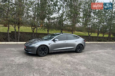 Седан Tesla Model 3 2024 в Кременчуге