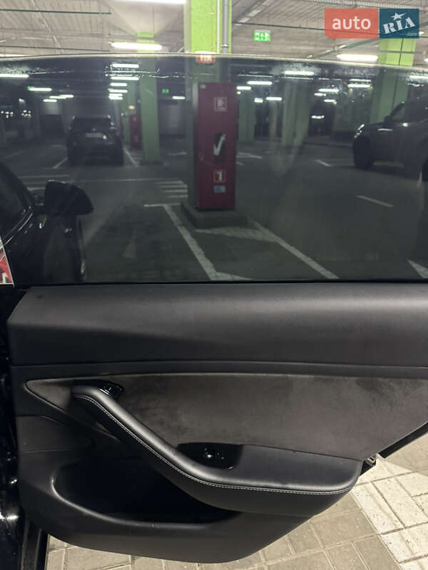 Седан Tesla Model 3 2019 в Киеве фото 27 Седан Tesla Model 3 2019 в Киеве