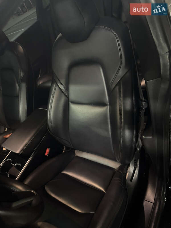 Седан Tesla Model 3 2019 в Киеве фото 31 Седан Tesla Model 3 2019 в Киеве