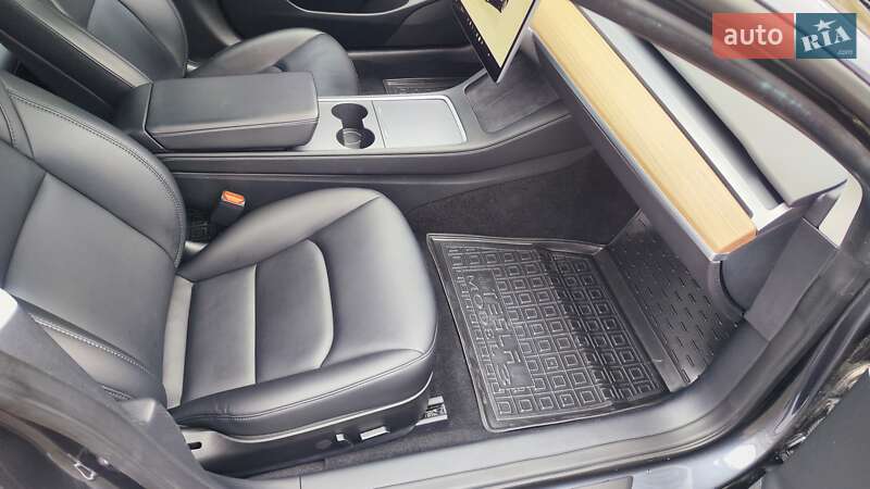 Седан Tesla Model 3 2023 в Харькове фото 12 Седан Tesla Model 3 2023 в Харькове