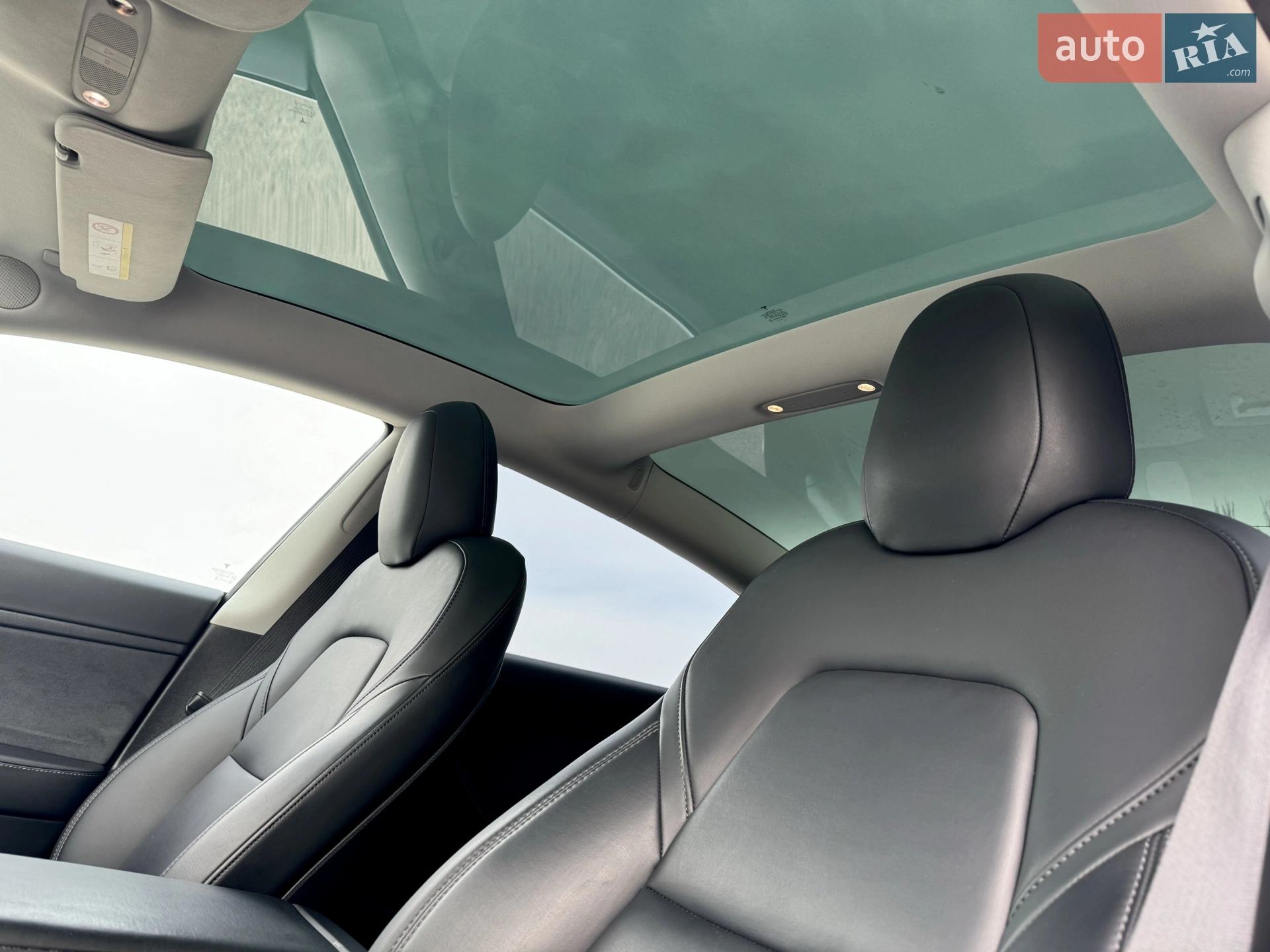 2019 Tesla Model 3 - мініатюра 7