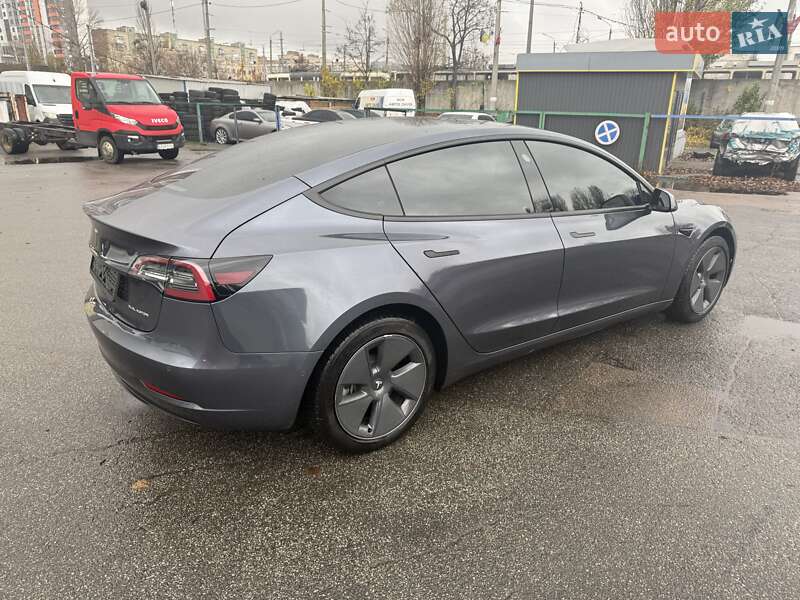Седан Tesla Model 3 2022 в Киеве фото 21 Седан Tesla Model 3 2022 в Киеве