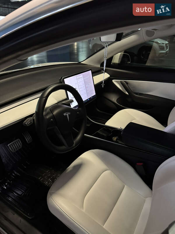 Седан Tesla Model 3 2020 в Львове фото 12 Седан Tesla Model 3 2020 в Львове