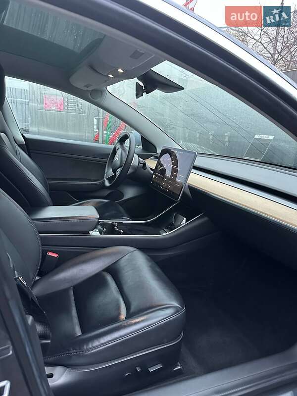 Седан Tesla Model 3 2020 в Каменец-Подольском фото 6 Седан Tesla Model 3 2020 в Каменец-Подольском