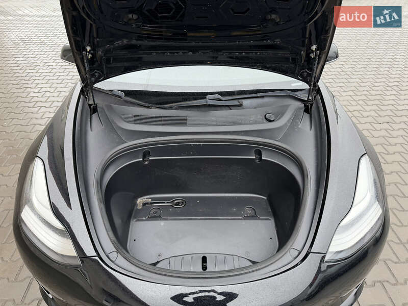 Седан Tesla Model 3 2019 в Луцке фото 34 Седан Tesla Model 3 2019 в Луцке