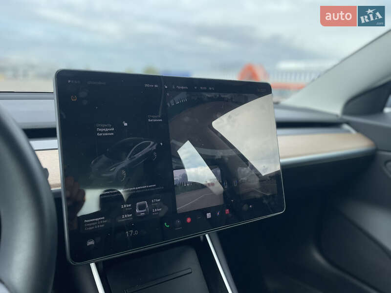 Седан Tesla Model 3 2019 в Львове фото 12 Седан Tesla Model 3 2019 в Львове