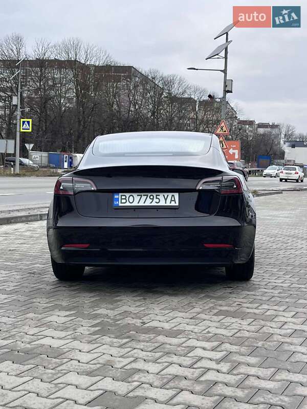 Седан Tesla Model 3 2018 в Тернополе фото 47 Седан Tesla Model 3 2018 в Тернополе