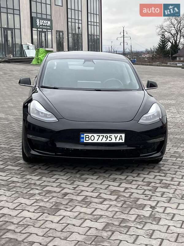 Седан Tesla Model 3 2018 в Тернополе фото 17 Седан Tesla Model 3 2018 в Тернополе