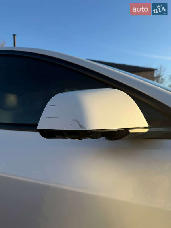 Седан Tesla Model 3 2022 в Киеве фото 13 Седан Tesla Model 3 2022 в Киеве