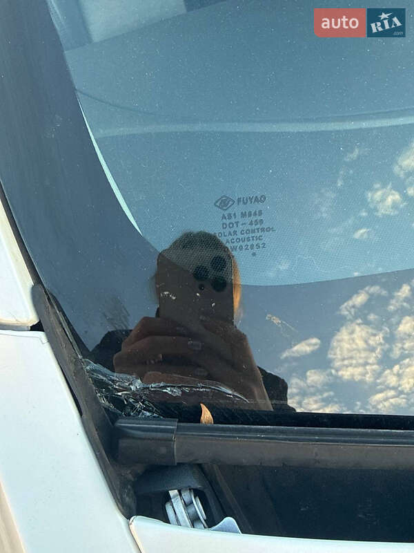 Седан Tesla Model 3 2022 в Киеве фото 10 Седан Tesla Model 3 2022 в Киеве