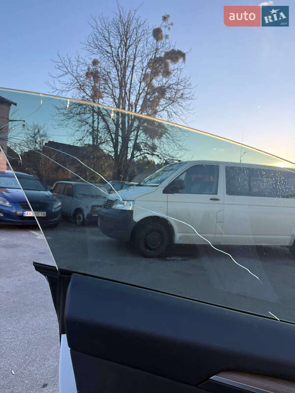 Седан Tesla Model 3 2022 в Киеве фото 22 Седан Tesla Model 3 2022 в Киеве