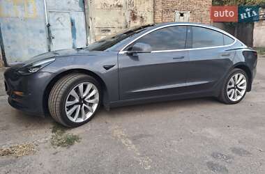 Седан Tesla Model 3 2018 в Запорожье