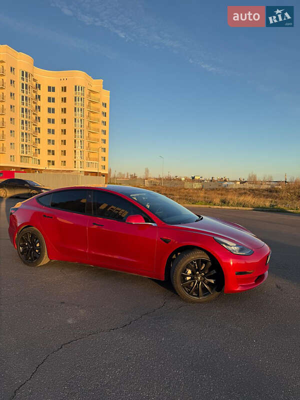 Седан Tesla Model 3 2018 в Николаеве фото 30 Седан Tesla Model 3 2018 в Николаеве