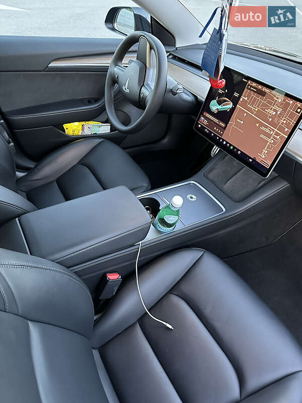 Седан Tesla Model 3 2022 в Полтаве фото 4 Седан Tesla Model 3 2022 в Полтаве