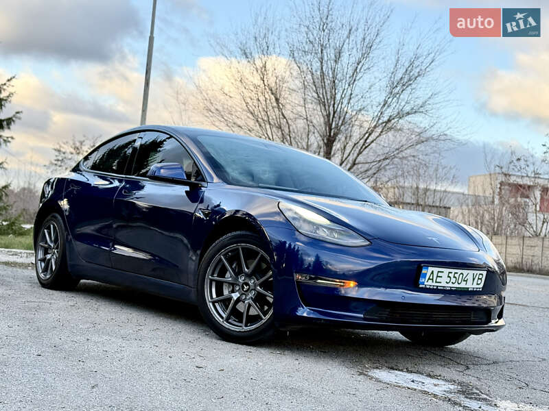 Седан Tesla Model 3 2021 в Днепре фото 3 Седан Tesla Model 3 2021 в Днепре